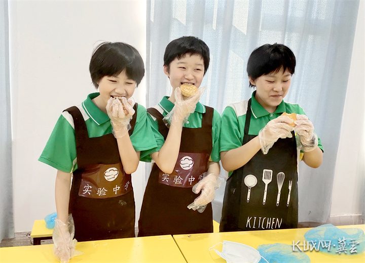中秋节做月饼手工教案,中秋节实践做月饼