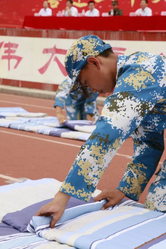 国防教育学习报道,国防教育凝聚起强大的力量