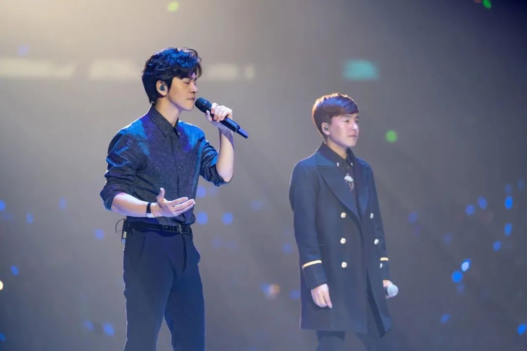 听了十几年的歌每年都会单曲循环,每一首都是单曲循环的歌曲