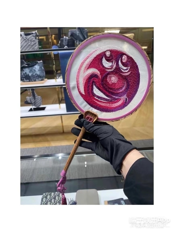 陈都灵短发证件照,陈都灵杨颖合照