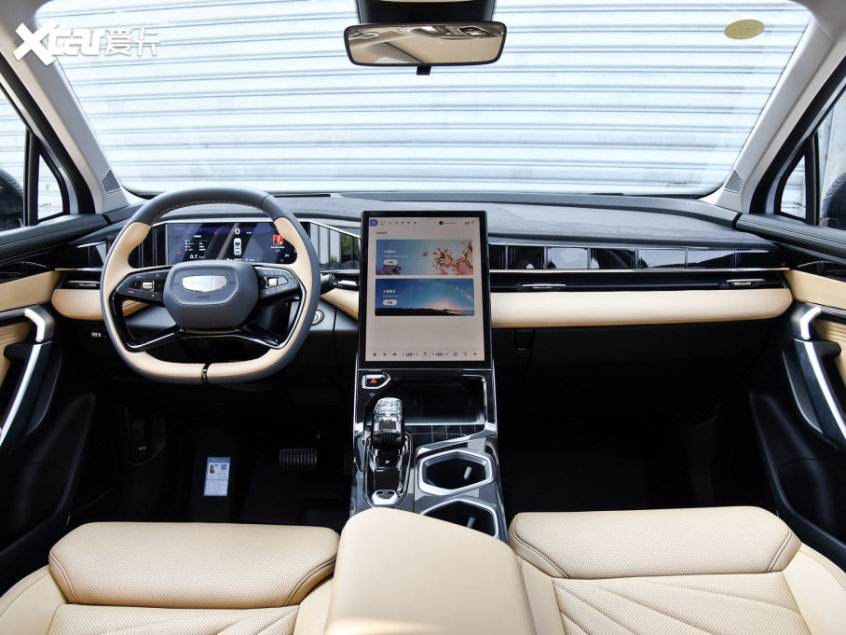 吉利卷王,吉利博越百万款试驾视频