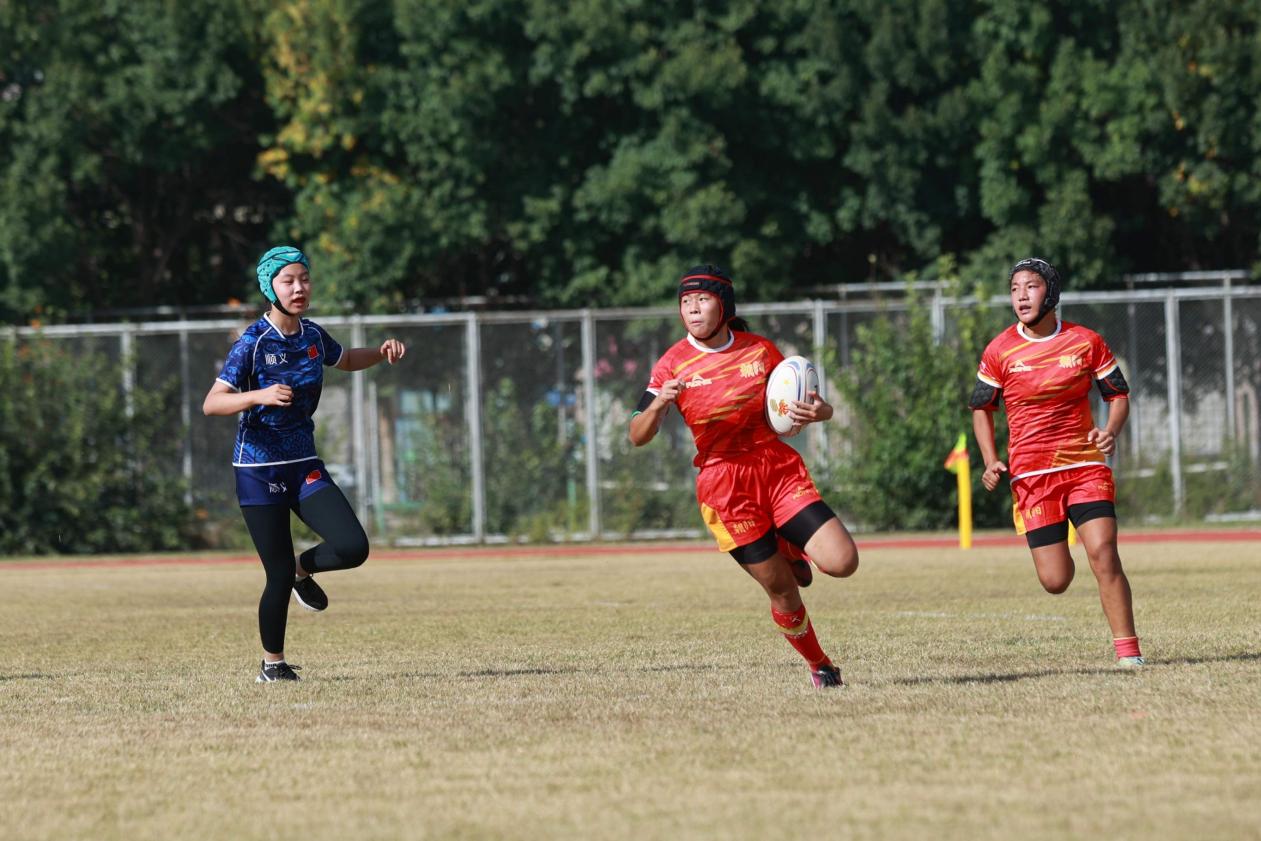朝阳区夺双冠市十六运七人制橄榄球项目比赛收官