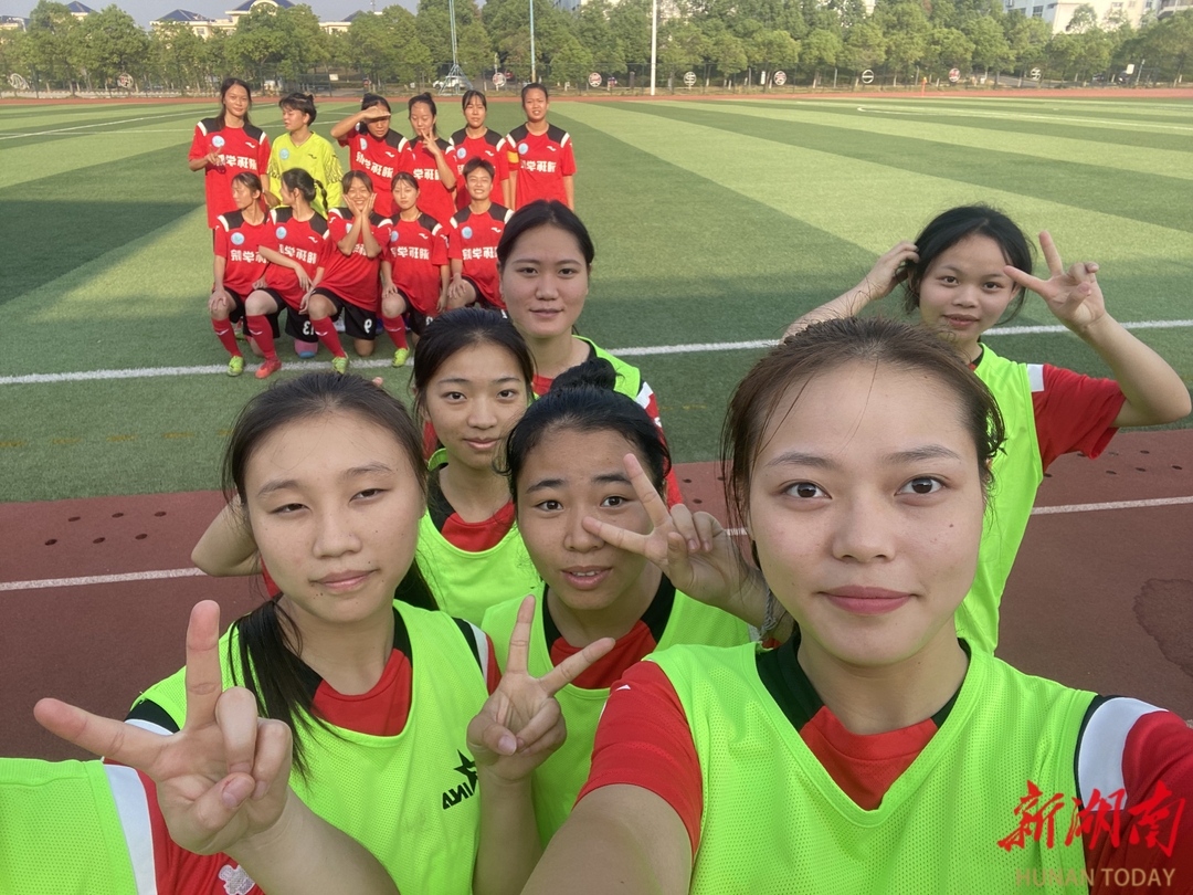 女足姑娘美不美,女足有漂亮的吗