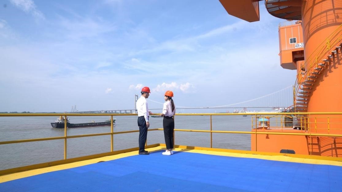 追梦路上丨施文进：为物流插上“智慧的翅膀”