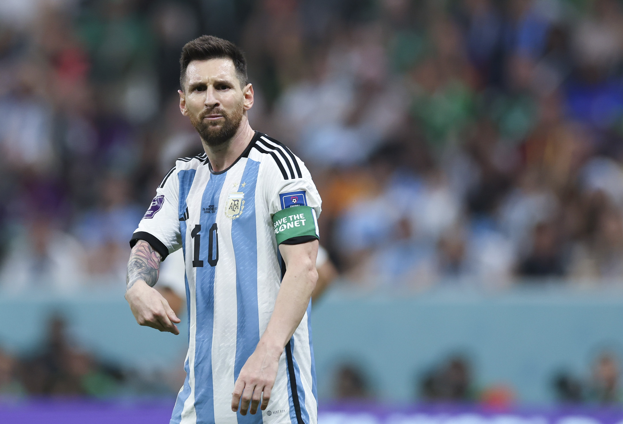 卡塔尔世界杯足球阿根廷vs卡塔尔,卡塔尔世界杯阿根廷墨西哥完整版