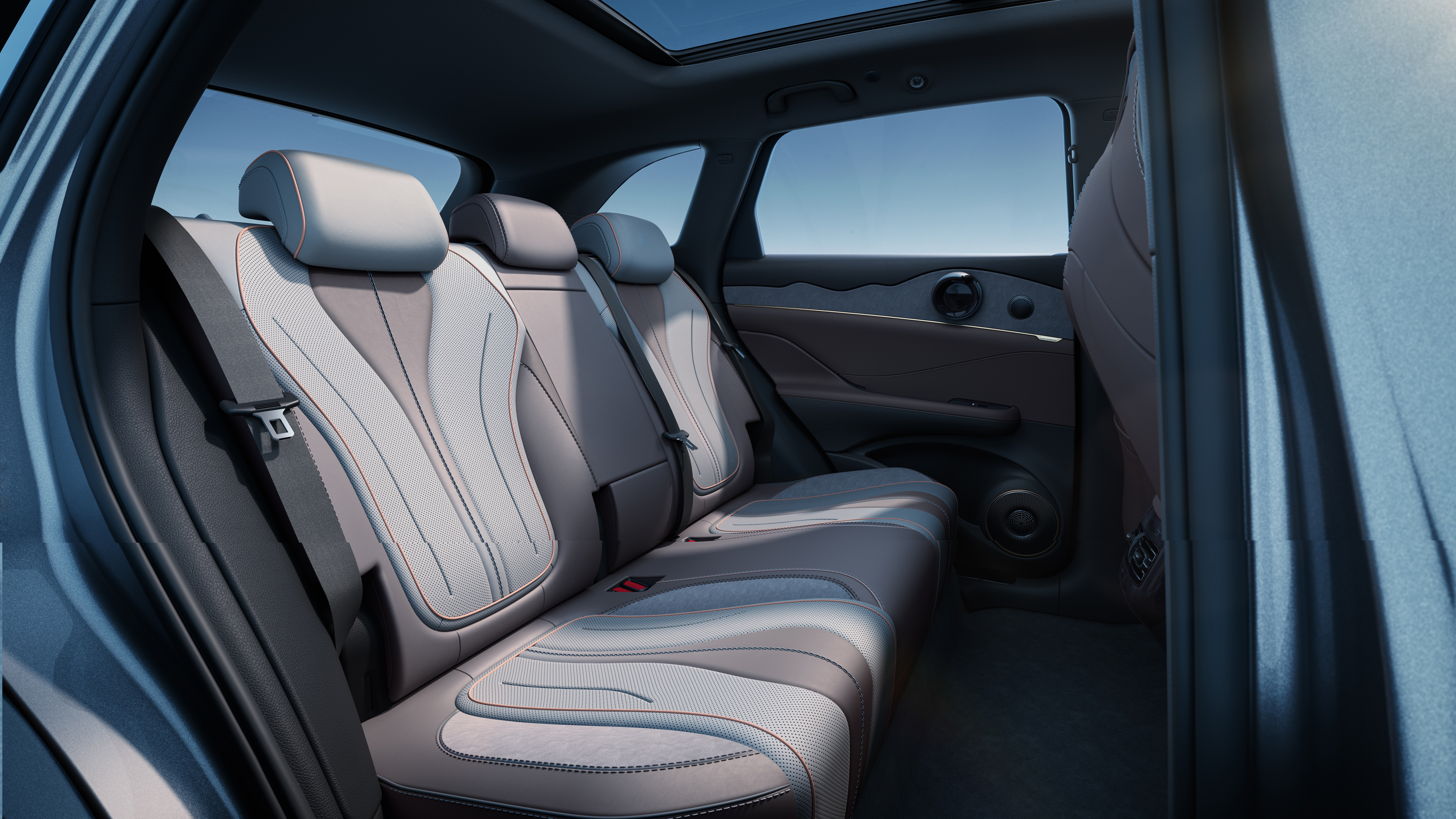 护卫舰07与唐dmi冠军版怎么选,比亚迪护卫舰07油电混动版怎么选