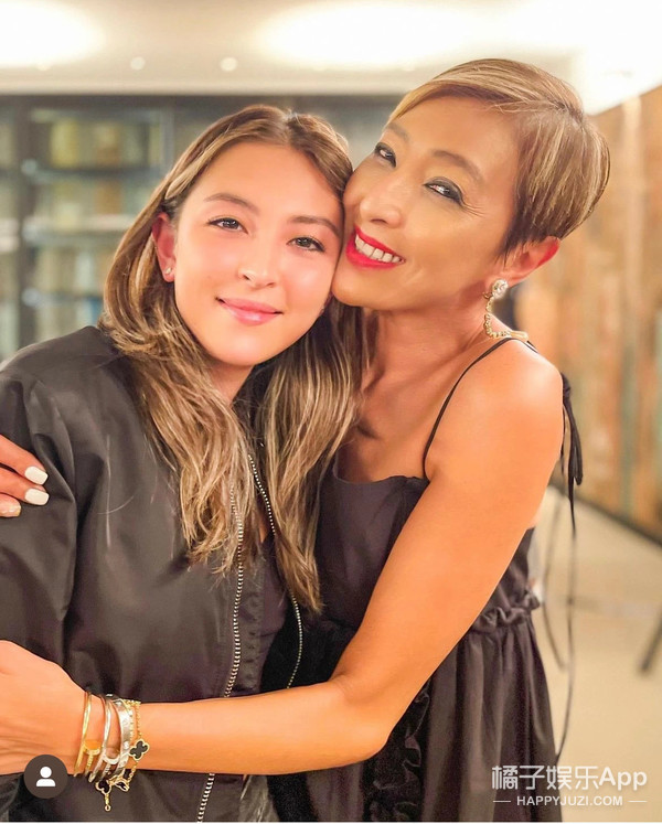 还记得港星上山诗钠吗？女儿生活如此丰富