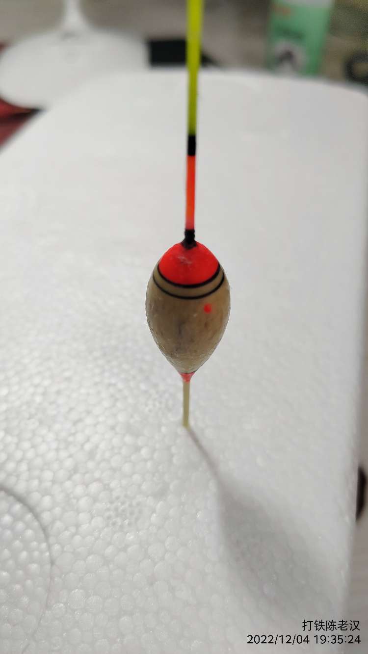 浮漂破了可以用吗,浮漂破了怎么维修