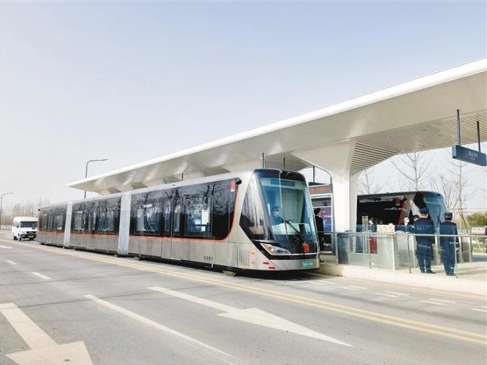 西北首条智轨是什么车,西安西咸智轨示范线