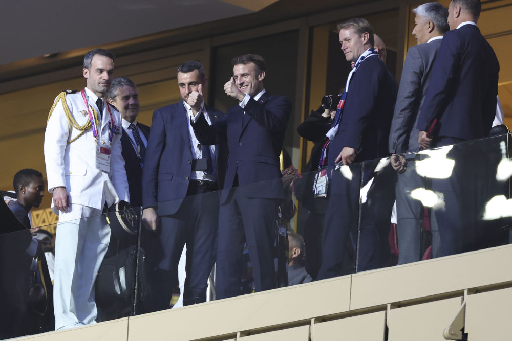 法国队输球后马克龙的反应,法国输球后