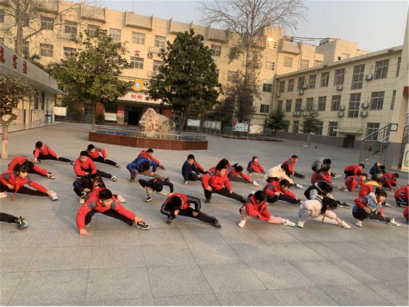 西安少儿体能训练浐灞,浐灞第18小学武术操