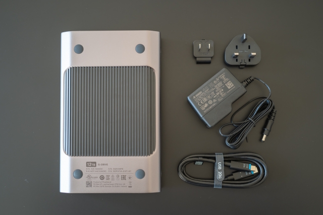 闪迪大师极客g-drive拆解,闪迪大师机械硬盘盒