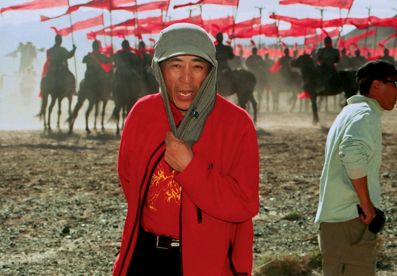 20年后回看《英雄》,依然震撼!中国大片开山之作,浓墨重彩争议不断