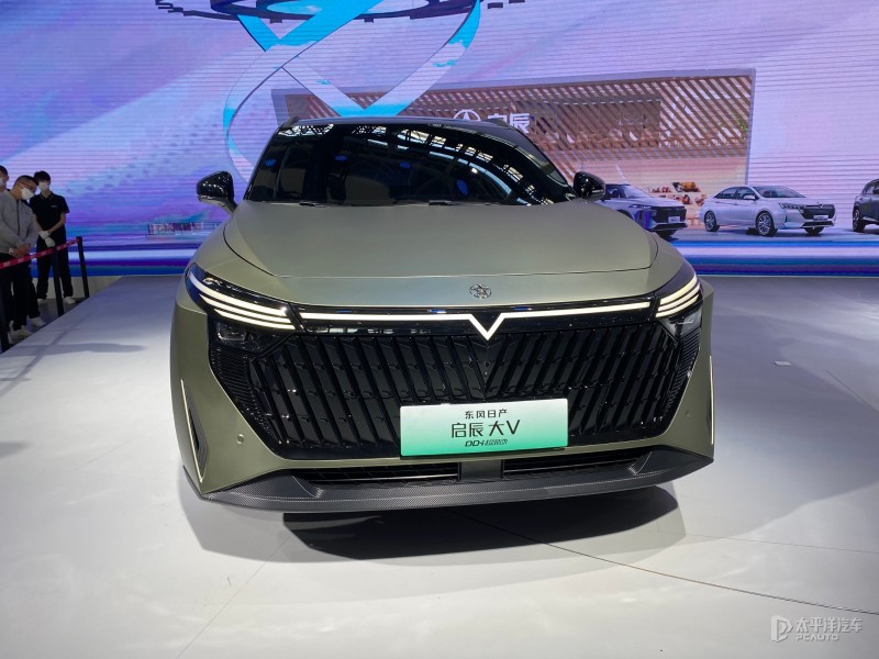 4.4t的宝马x5,4.4t的宝马x5m加多少号汽油