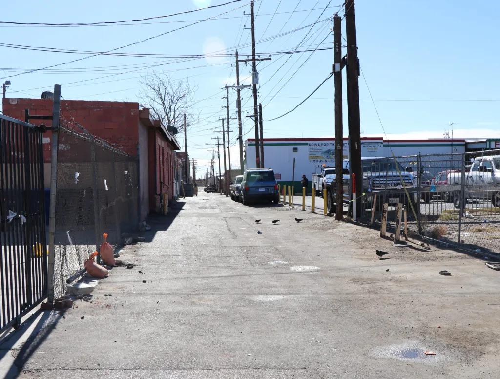 拜登访美国大使视频回放,美媒抨击拜登秘密转移非法移民