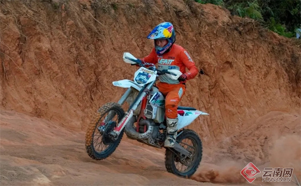 体育元素环保设计,体育元素装饰品