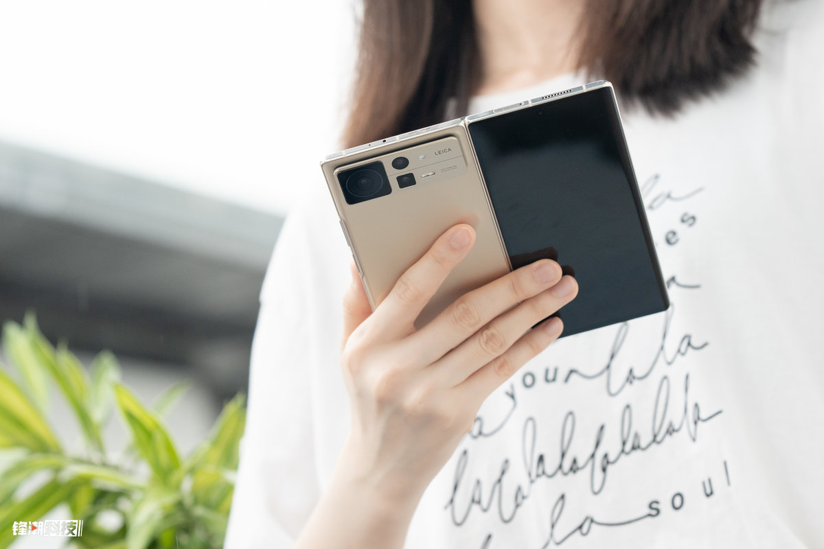 小米折叠屏手机mixfold2深度体验,市面上最薄的小米折叠屏mixfold3