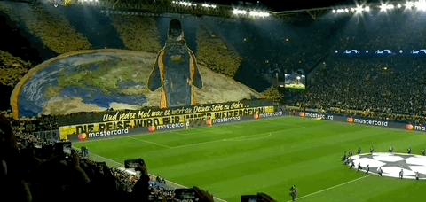 多特蒙德南看台tifo,多特南看台再现巨型tifo