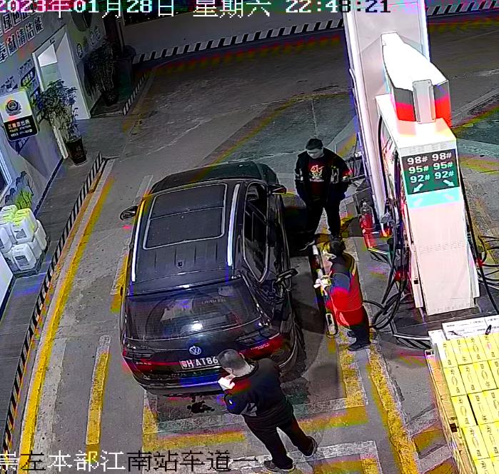 加油员加错油加95又加92,加油员加错了油案例