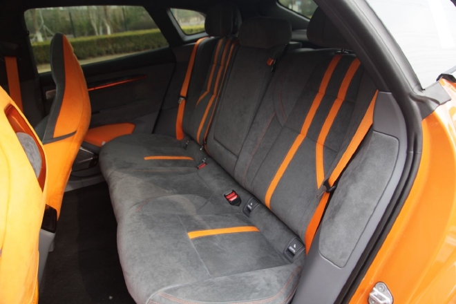 兼顾豪华与操控试驾2023款极氪001YOU版