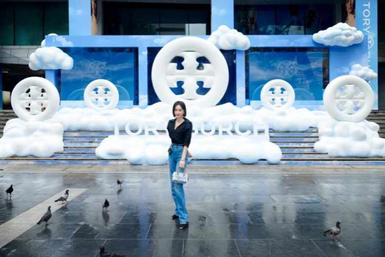 toryburch店铺照片,toryburchtmonogram系列风琴包大号