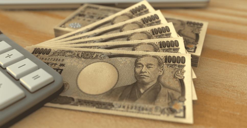 坚决不与全球同行为伍，这国央行逼得投资者另辟蹊径