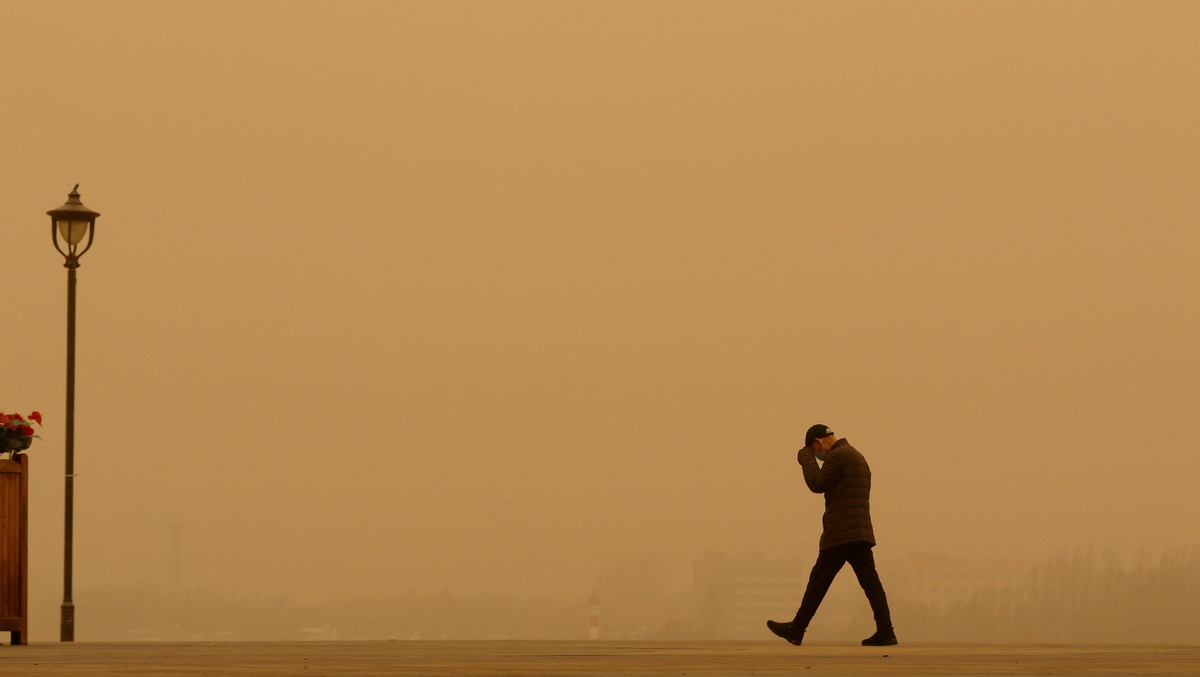 直播北方大范围沙尘来袭持续几天,一张图看北方大范围沙尘再度来袭