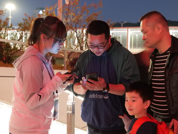 杭州亚运会小青荷风采展示高清图,杭州亚运会黄龙体育馆小青荷名单