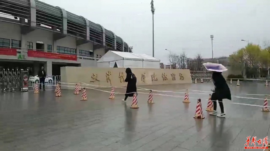 足球小将入学,足球小将放学继续训练