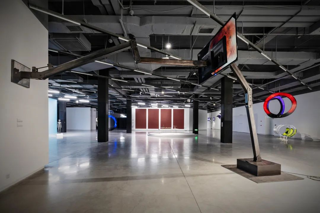 以星象为修辞，宇宙为意识：15位艺术家作品在金鹰美术馆“施展魔法”