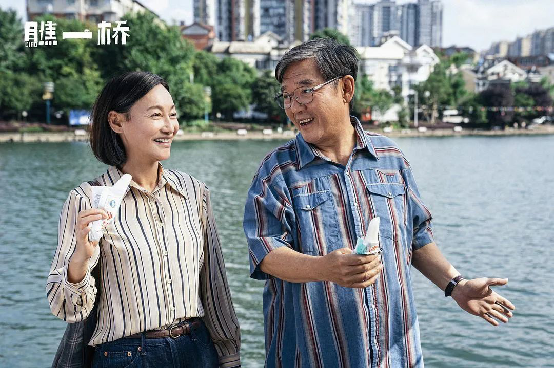 惠英红胡先煦走红毯,惠英红胡先煦采访完整版