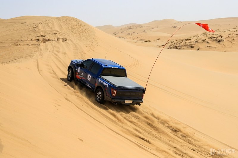 乌兰布和沙漠猛禽翻车后续,福特f-150猛禽图解