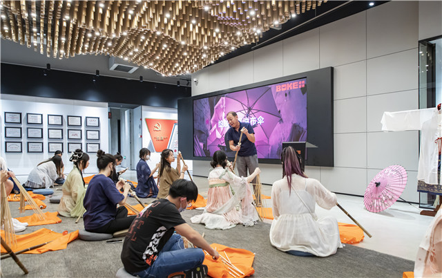 青春上海奋斗有我｜引领青年激发创新活力，探索游戏赋能公益实践