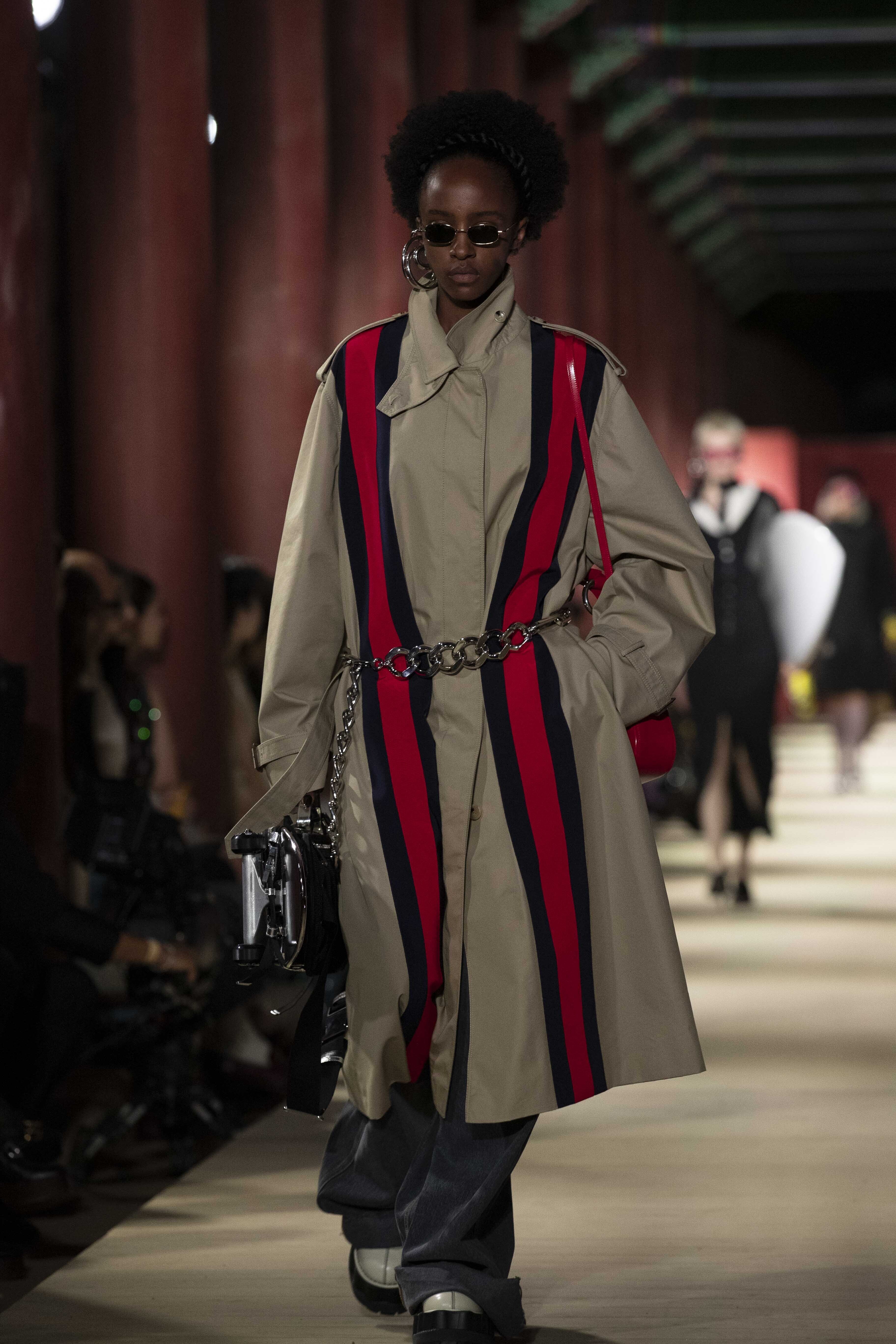 （外代二线）古驰早春度假系列在首尔发布