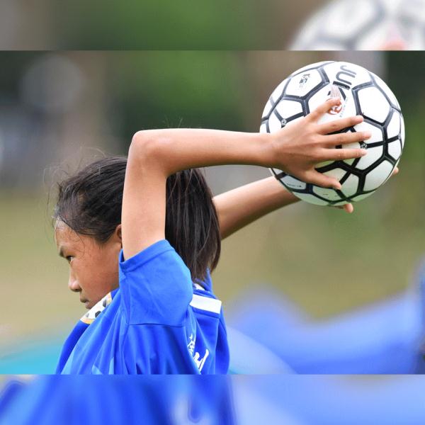 大凉山足球少年,大凉山彝族足球小伙试训