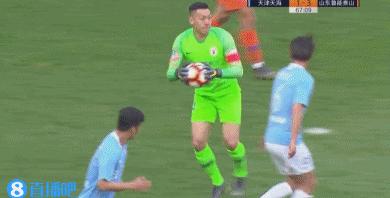 正好侃球碰上防守反击的行家,侃球时间张弛完整视频