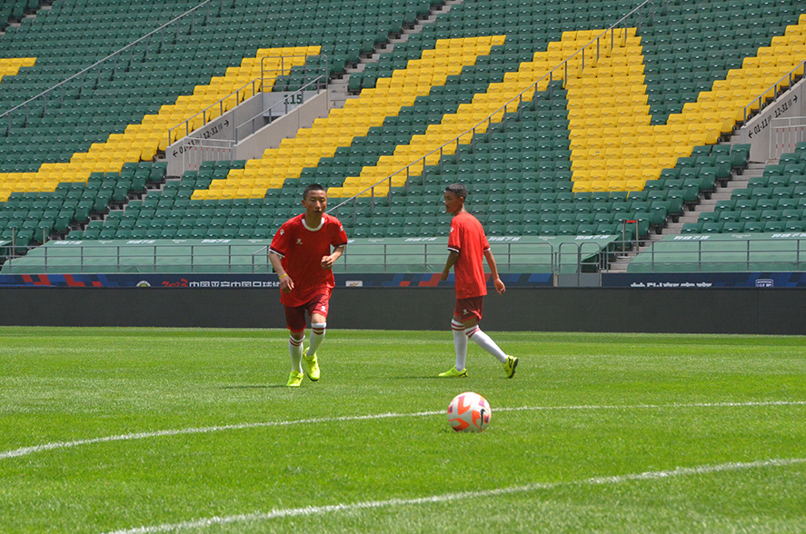 鐩哥害缁胯尩鍦鸿拷閫愯冻鐞冩ⅵ,鐩哥害鍥芥棗涓嬬瓚姊﹀悜鏈潵