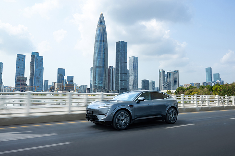 今日消费资讯：GoldenGoose在上海港汇恒隆广场带来限时精品店、adidas发布XCrazylight足球鞋