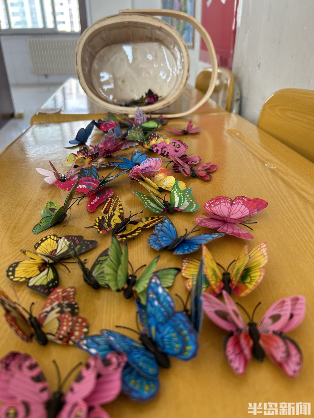 马面裙送考！记者深度还原即墨“宝藏老师”：经常带来“小惊喜”，喜欢用心调动学生积极性