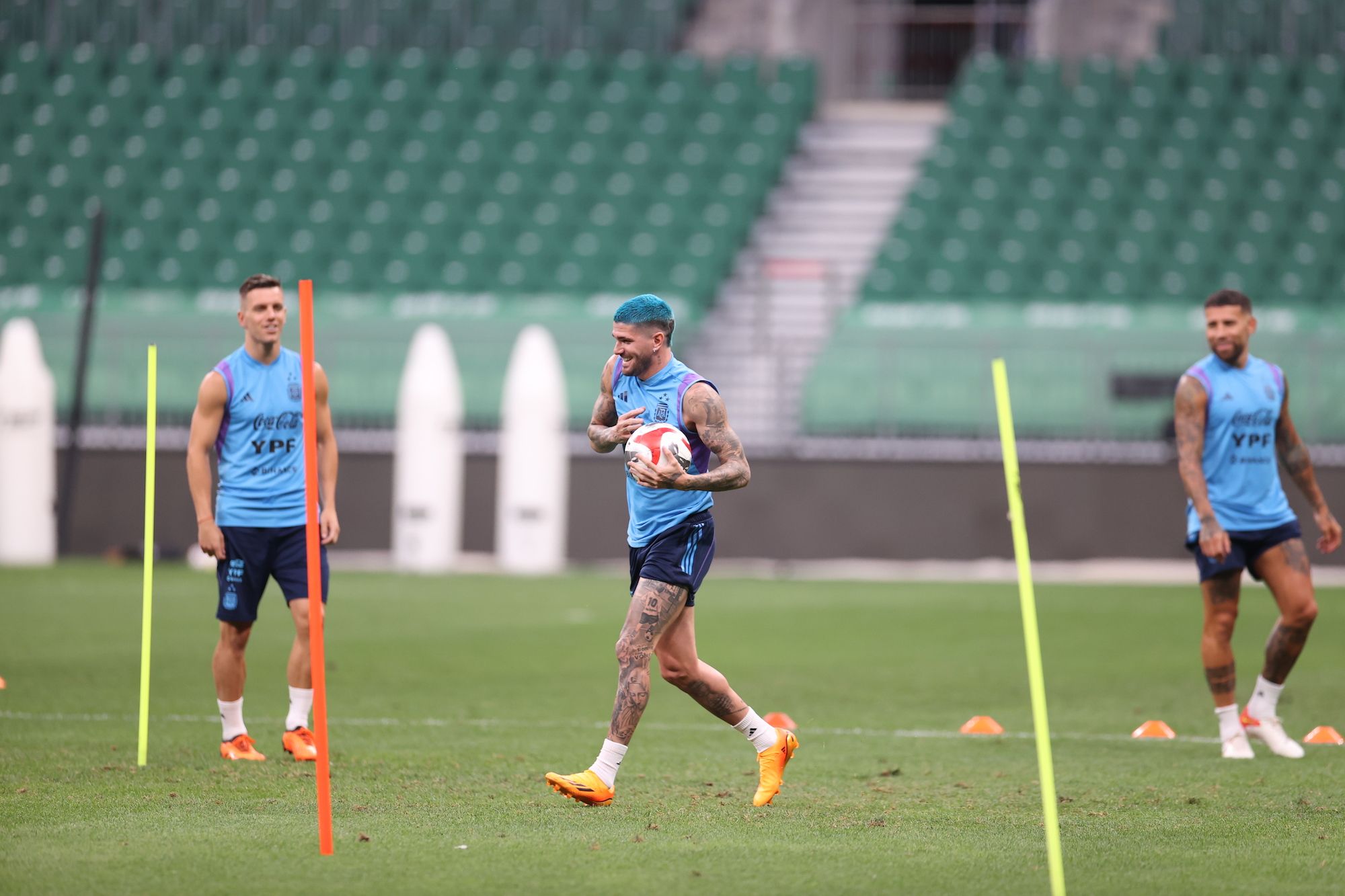 现场直击梅西工体首训完整版,梅西北京比赛现场直播视频