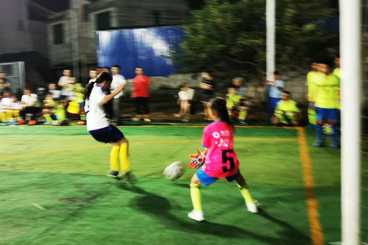 村镇足球赛,乡村少年足球赛