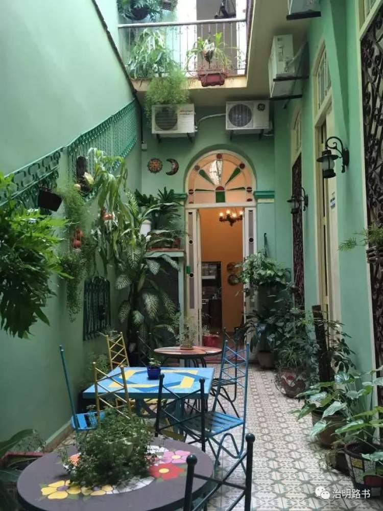 来回飞80个小时，人均三四万！说走就能走的小众目的地古巴上海已开团，你会去吗