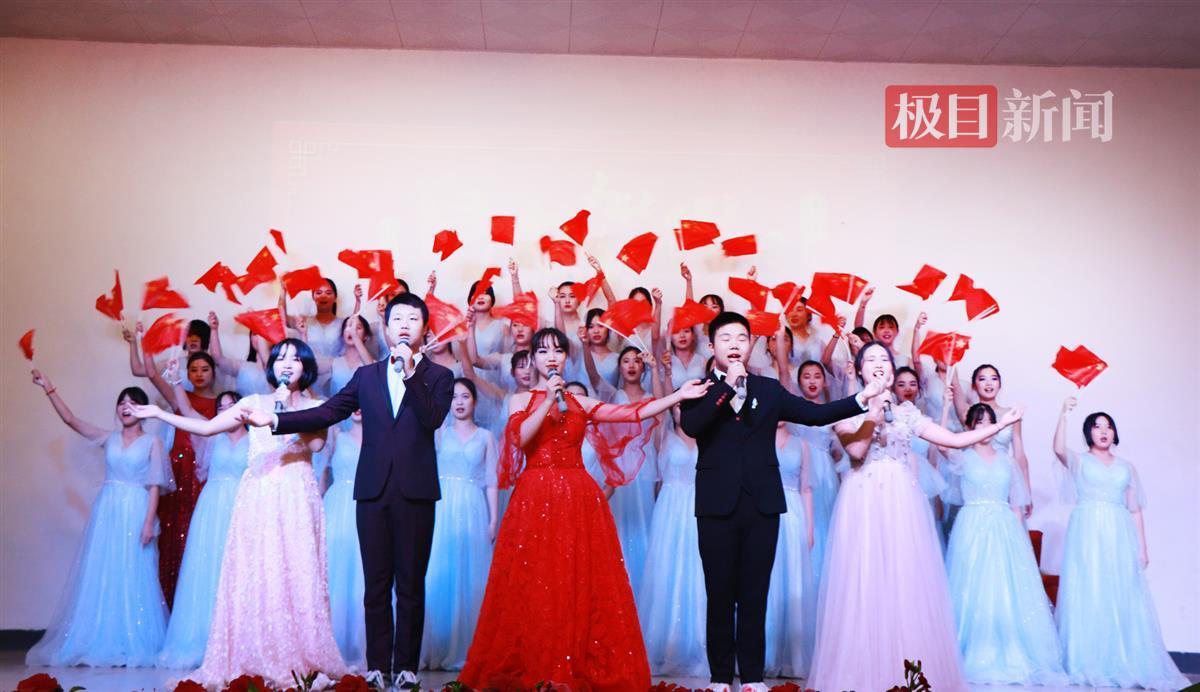 极目云探校武汉大学,东湖光电学校怎么样好进吗