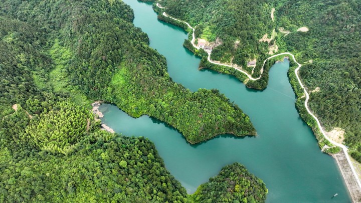 这项世界大学排名今天公布北大清华分列第几？你服不服？