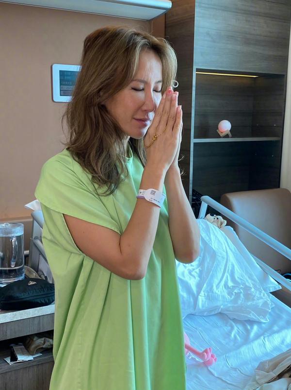 歌手李玟轻生去世,香港歌手李玟年龄