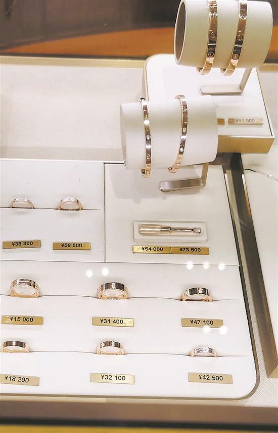 卡地亚买的东西可以退吗,视频里面买东西要退货怎么退