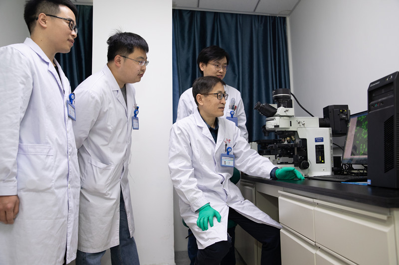 重塑生命钢筋铁骨，铸就健康美好人生——兰大二院骨科发展纪实