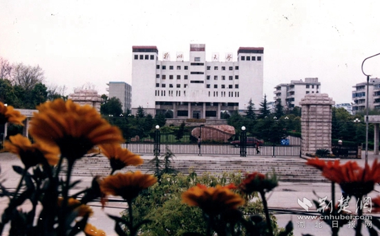 閯傚窞鑱屼笟澶у瑗垮尯鐜扮姸,鍥涘崄鑰屽凡閲嶆柊鍑哄彂