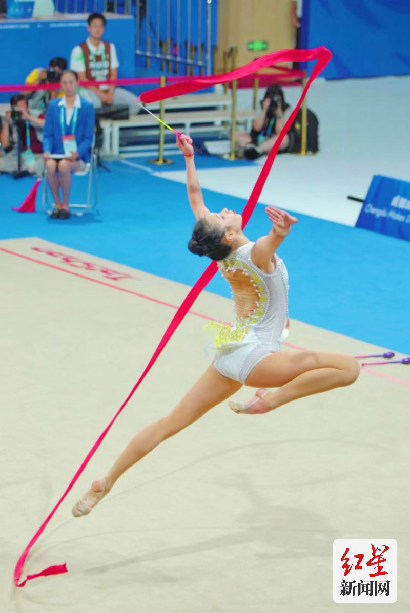 舞动青春舞蹈视频,舞动青春分解动作