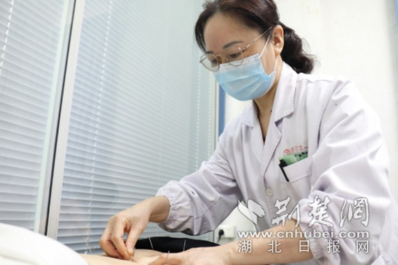 40岁女减肥中药,25岁女子减重40斤